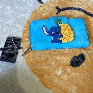 Stitch Wallet